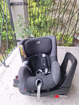 AUTOsedačka Britax Dualfix M i-size - 2