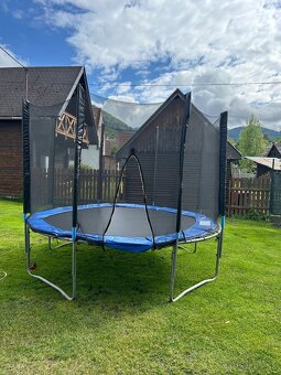 Trampolína 366 - najväčšia - 2