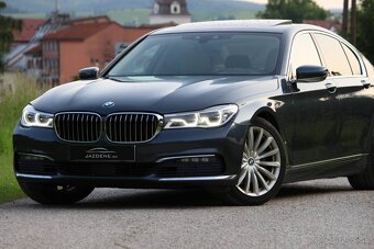 BMW Rad 7 730d xDrive A/T - 2