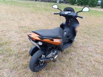 Gilera Runner 125ST - 2