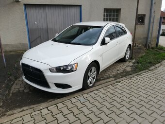 Mitsubishi Lancer - 2