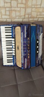 Harmonika , Akordeón Delicia 80 b. - 2