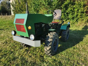 Malotraktor TATRA 805 - 2