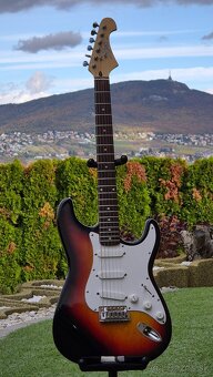 Cheri Strat - 2