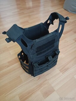 Airsoft čierna vesta - 2