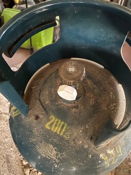 Predam 10kg plynovu bombu - 2