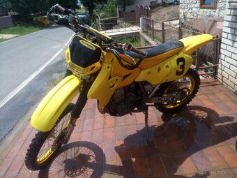Predám SUZUKI DRZ 400 E - 2
