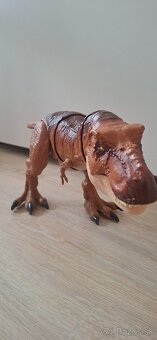 Dinosaurus so zvukom - 2