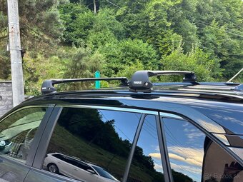 Priečniky Thule Wingbar Edge alu 95 cm čierne na Toyota Rav - 2