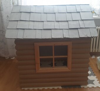 Drevený detský domček - 2
