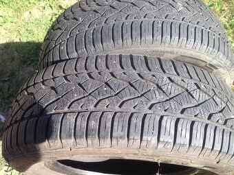 Predám zimne 195/65 r15 5mm - 2