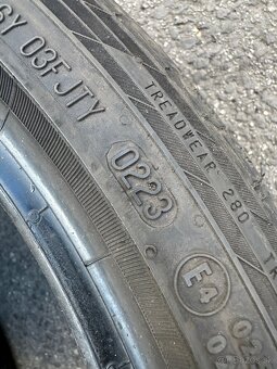 DVOJROZMERNÁ LETNÁ SADA CONTINENTAL 225/40 R19 255/35 R19 - 2