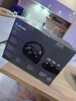 Predám herný volant Logitech G920 + pedále - 2