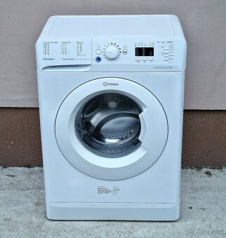 Automatická práčka INDESIT (BWSA61052WEU) - 2