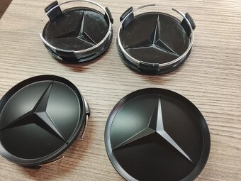 Krytky kolies Mercedes cierny klas - 2