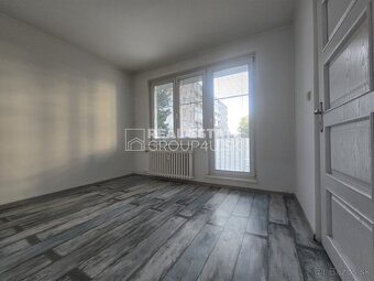 PREDAJ: ZREKONŠTRUOVANÝ 4 IZBOVÝ BYT S VÝMEROU 79 M2 - ul. M - 2