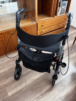 Chodítko pre seniorov - Bratislava - 2