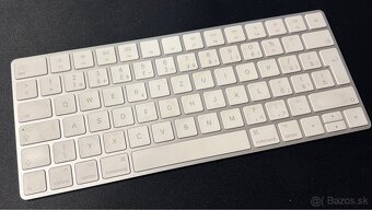 Apple Magic Keyboard A1644 - 2