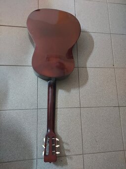 Predám gitaru - 2