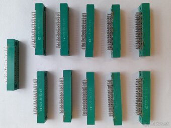 Predám konektory TESLA - 2