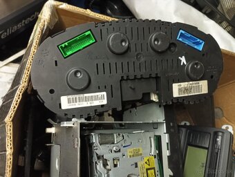 Budík na Seat Leon - 2