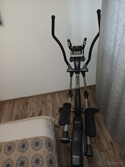 Elipticky trenažer - 2