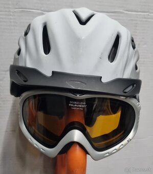 Lyžiarska prilba UVEX + okuliare - 2