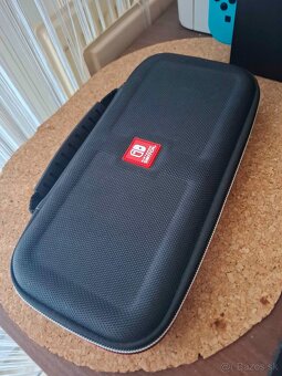Nintendo Switch OLED + puzdro + 3 hry - 2