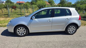 Volkswagen Golf 5 1,6 75kW - 2