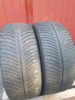 Zimne 255/45R18 Michelin - 2