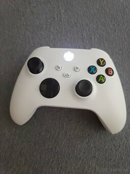 Predám Xbox series S - 2