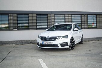 Škoda Octavia Combi 2.0 TSI RS 230 DSG - 2