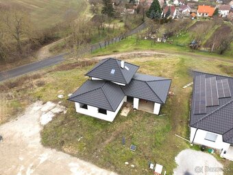 Rozostavaný rodinný dom v obci Petrova Ves, okr. Skalica - 2