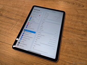 Apple iPad Air 5 64gb Cellular s procesorom M1 - 2