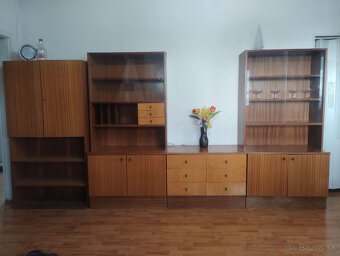 Starý nábytok - vhodný na chalupu alebo renováciu - 2
