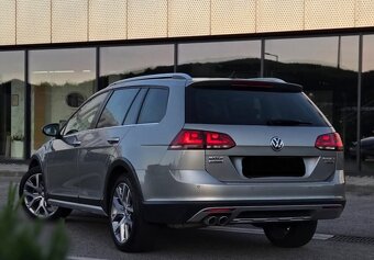 Volkswagen Golf 7 AllTrack Variant 2.0 TDI DSG 4x4 - 2