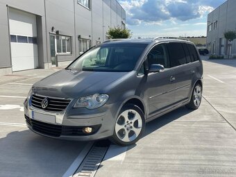 Volkswagen Touran 2.0 TDI Comfortline MT6 - 2