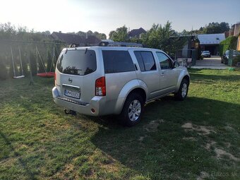Nissan - 2