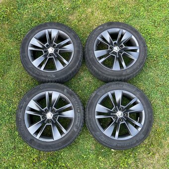 Škoda Triton 5x112 R17 215/55 - 2
