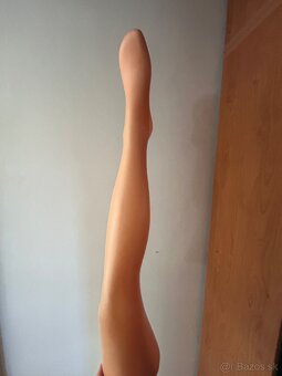 Plastová noha - 2