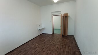 Na prenájom kancelária Nitra - Chrenová - 2