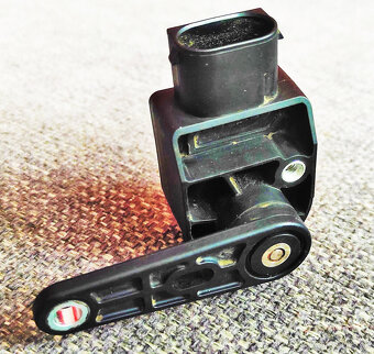 snímač výšky vozidla na BMW - 2