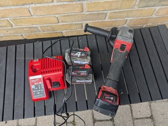 Milwaukee 18v uhlová brúska/flexa - 2