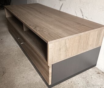 Komoda pod TV - 2