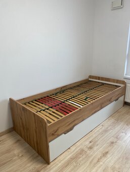 Výsuvná posteľ + rošt + matrac - 2