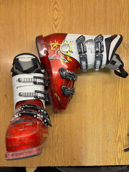 Lyziarky Atomic, c 24-24.5 - 2