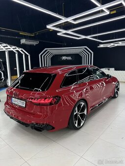 Audi RS4 Competition Plus - 2
