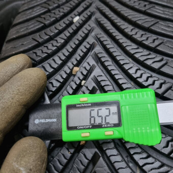 Zimné pneumatiky 215/60 R17 MICHELIN - 2