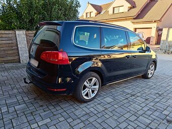 Volkswagen Sharan 2.0 TSI Highline DSG - 2