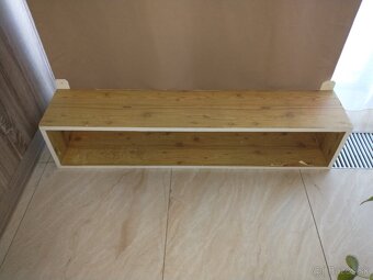 Drevená polička - 2